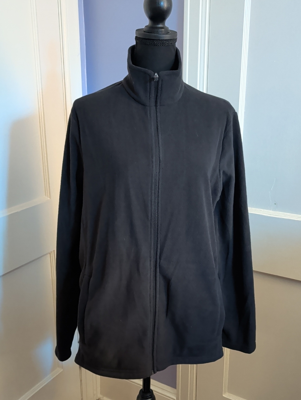 Lands' End Women's Black Fleece Lightweight Full-Zip Shirt Jacket